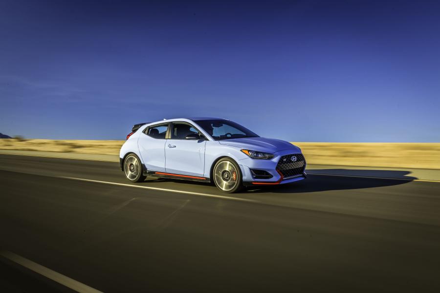  Hyundai Veloster N 2018 года  (NA) (фото 8 из 85)